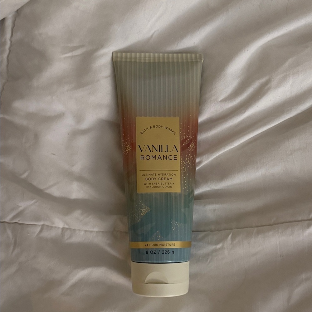Bath and Body Works Vanilla Romance Ultimate Hydration Body Cream